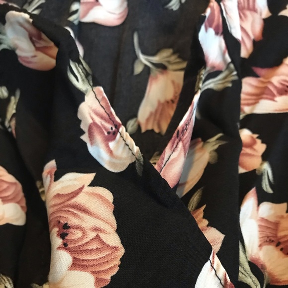 Black Floral Long Sleeve Romper - Picture 5 of 7